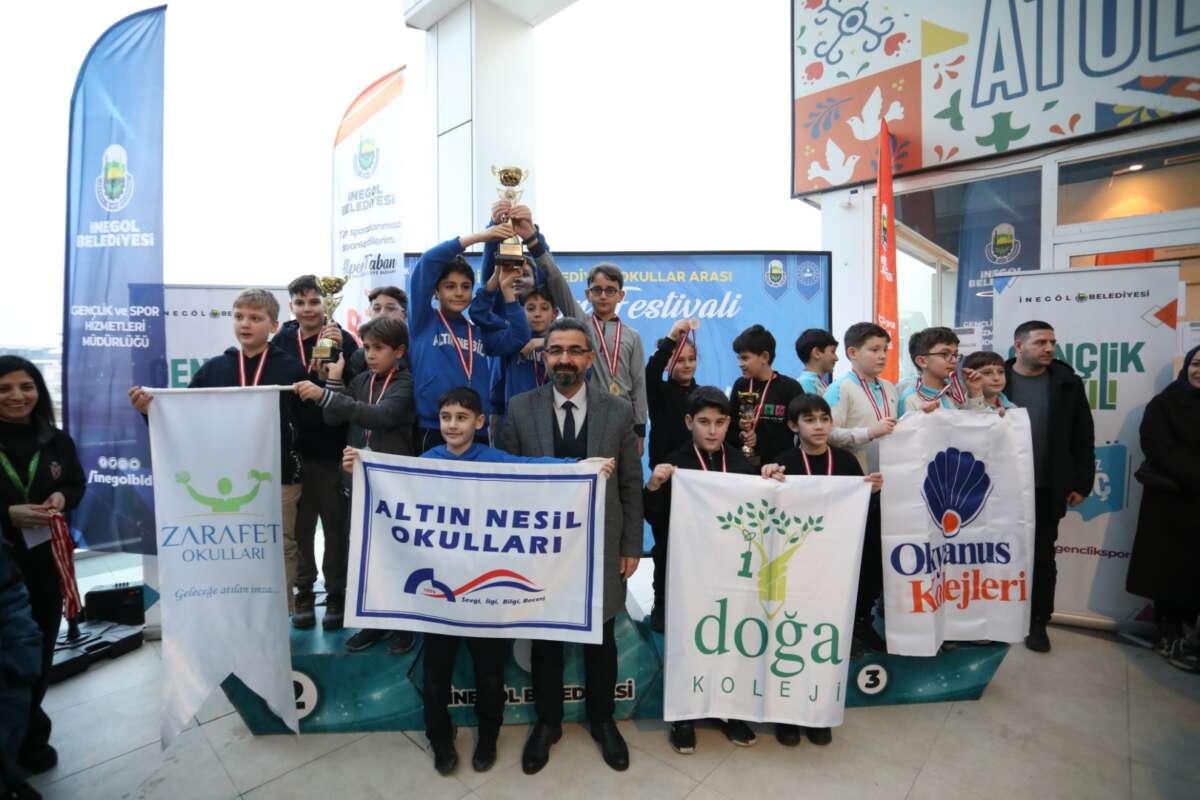 İnegöl Spor Festivali’nde satranç heyecanı nefes kesti