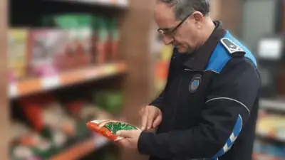 İnegöl Belediyesi Zabıta Müdürlüğü ekipleri,