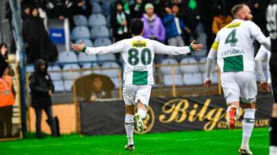 Bursaspor, rakiplerinin puan kaybettiği haftada