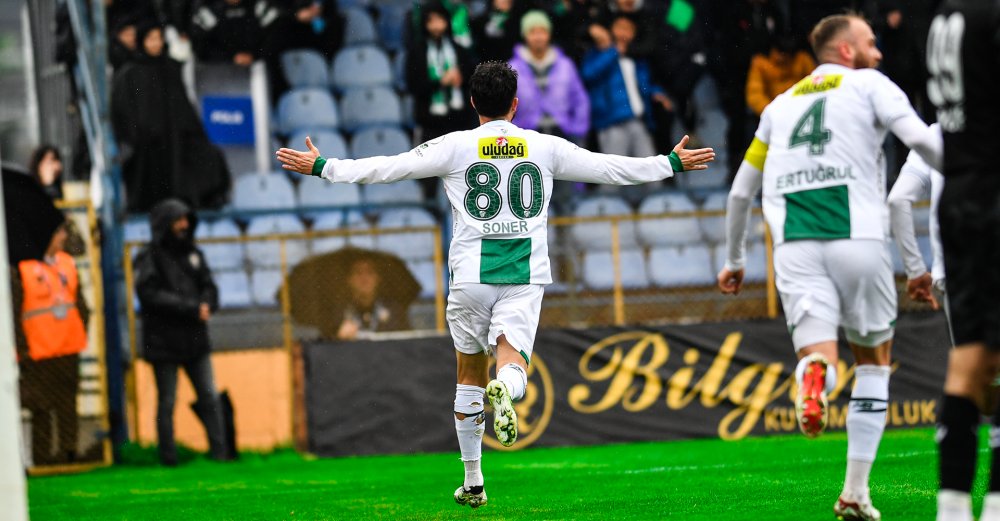 Bursaspor, rakiplerinin puan kaybettiği