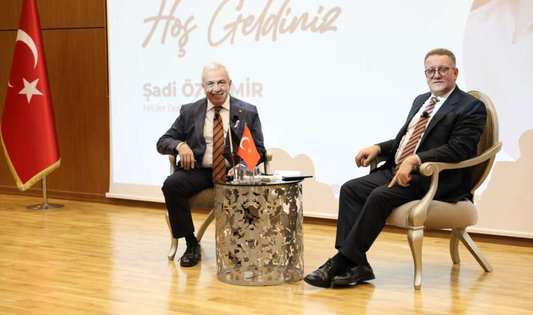 Başkan Şadi Özdemir’den gençlere önemli mesajlar! Nilüfer Belediye Başkanı Şadi Özdemir,