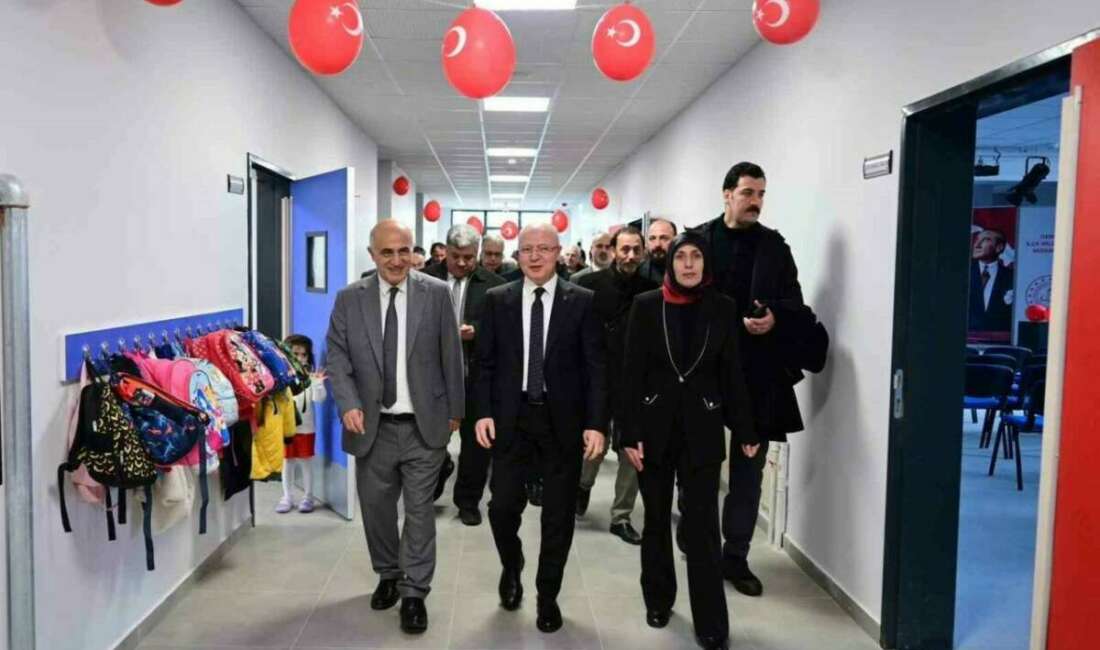 Bursa’da eğitime yatırımlar sürüyor; TOBB Anaokulu açıldı Davut Gürkan, "Bursa’da eğitime