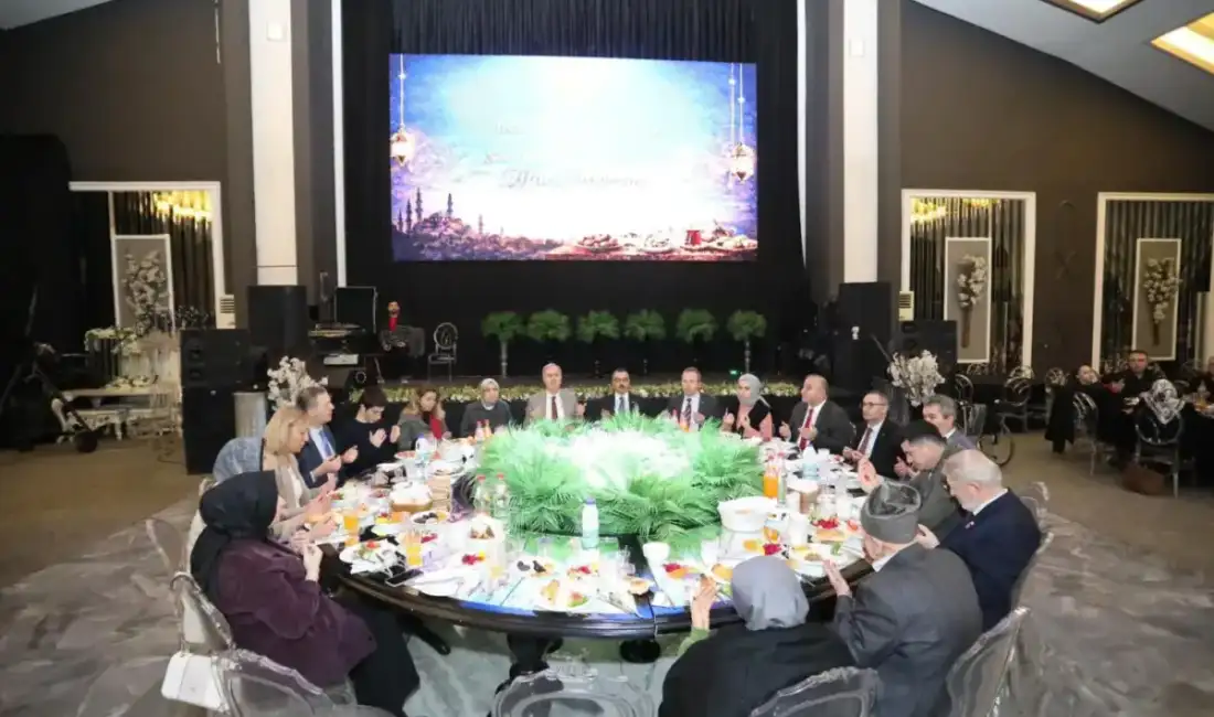 İnegöl protokolü, Ramazan ayının ilk