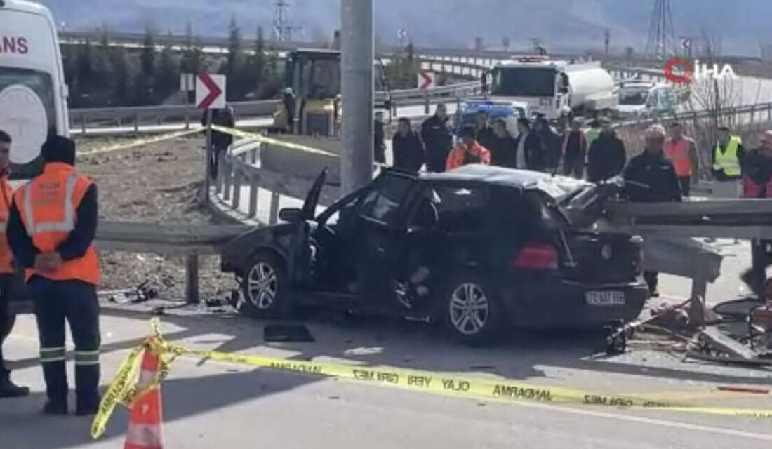 Karaman’da Feci Kaza: Anne ve baba hayatını kaybetti Karaman’da kontrolden çıkan otomobilin bariyerlere