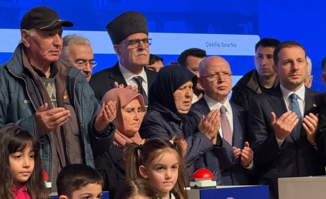 Bursa’da büyük heyecan; TOKİ konut projesi hak sahipleri belli oluyor… Çevre, Şehircilik ve İklim