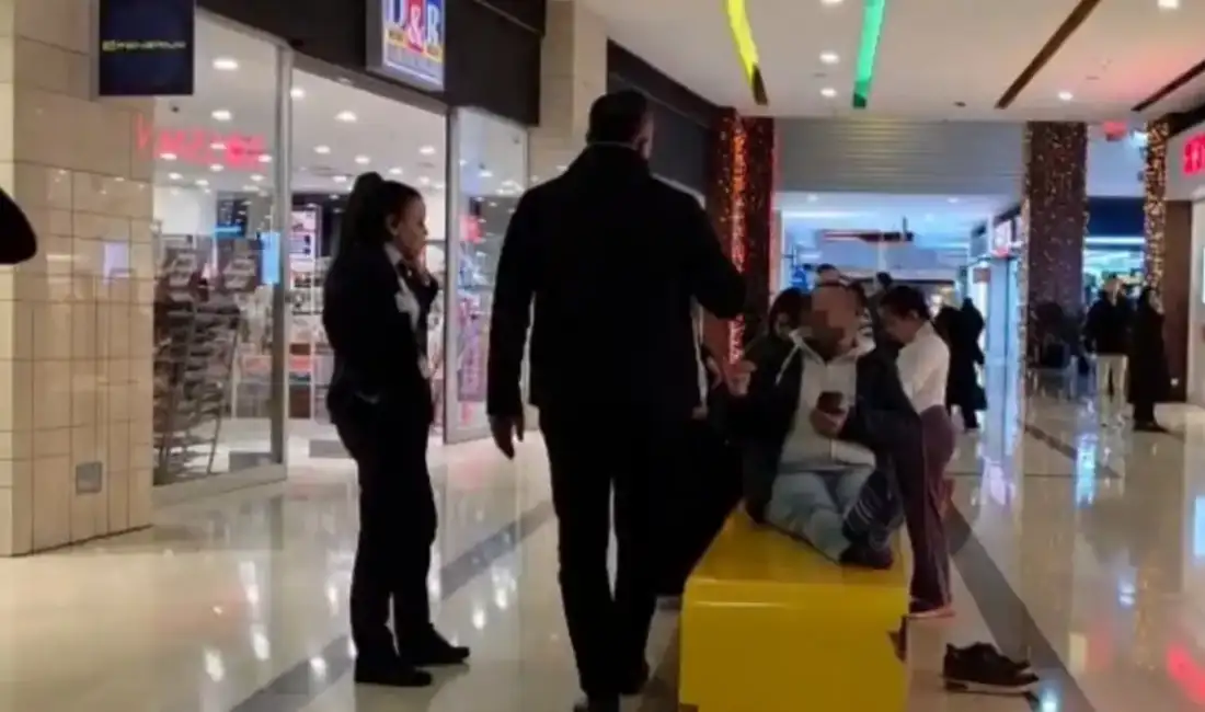 Bursa’da AVM’de tepki çeken olay! Bursa'da faaliyet gösteren bir