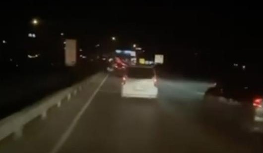 Bursa’da kendisine çarpan sürücüyü böyle kovaladı! Bursa'da seyir halinde