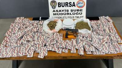 Bursa’da polis ekiplerinin yaptığı denetimde