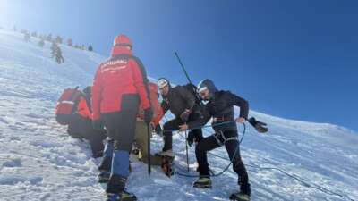 Uludağ'da tırmanış için küçük zirve