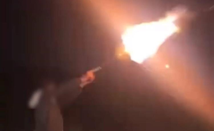 Bursa’da sokak ortasında yaptığına bakın! Bursa’nın İnegöl ilçesinde bir şahsın