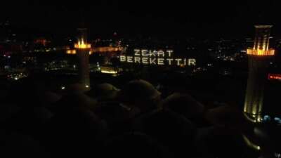 Osmanlı'dan miras asırlık mahya geleneği