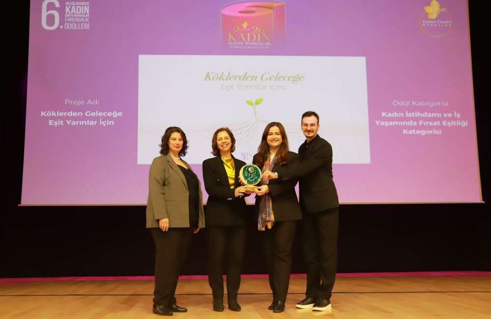 Yeşim Grup, toplumsal cinsiyet