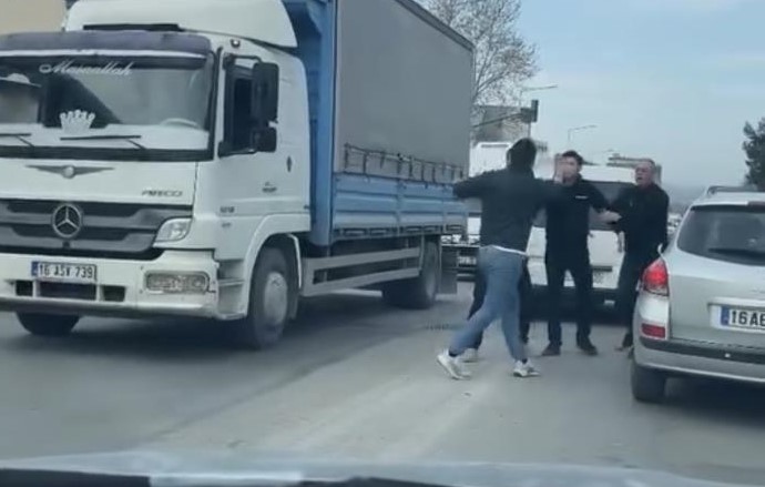Bursa'da iki sürücü