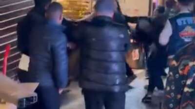 Bursa’da tarihi çarşıda iki grup