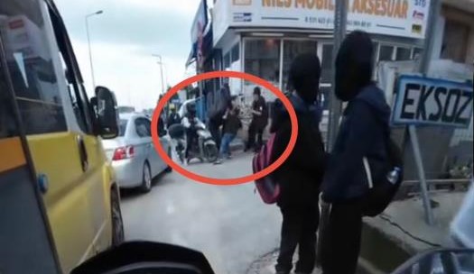 Bursa’da gençlerin kavgasında kan aktı! Bursa'da yaşı küçük iki