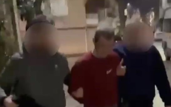 Bursa’da aranan şahıs çatı katında böyle yakalandı! Bursa'da hakkında 16