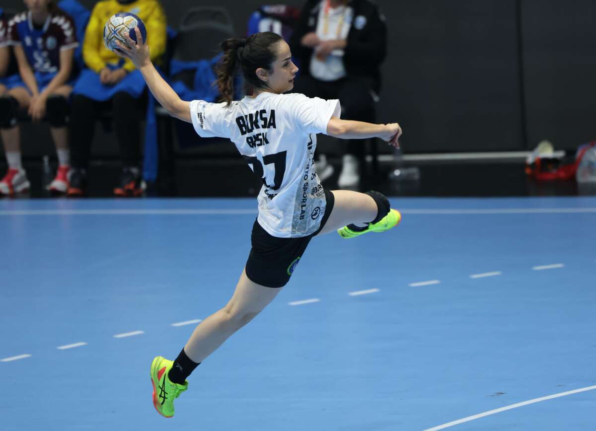 Bursa Büyükşehir Belediyespor Avrupa’da yarı finalde