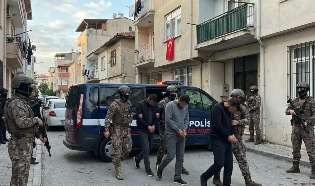 Bursa dahil 24 ilde DEAŞ operasyonu: 88 gözaltı Jandarma ekiplerince 24 ilde