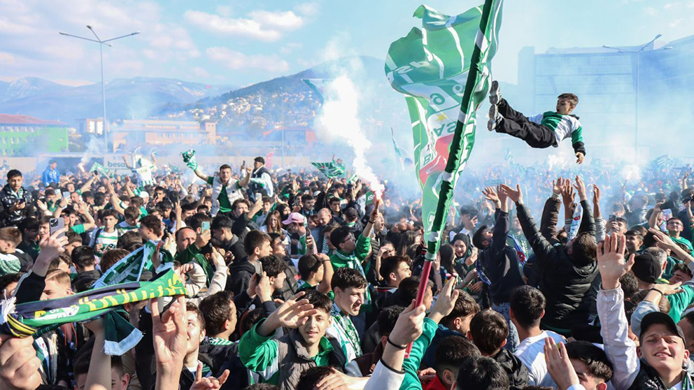 Bursaspor’da kombine fiyatları açıklandı Bursaspor’da 2026-2027 sezonu kombine