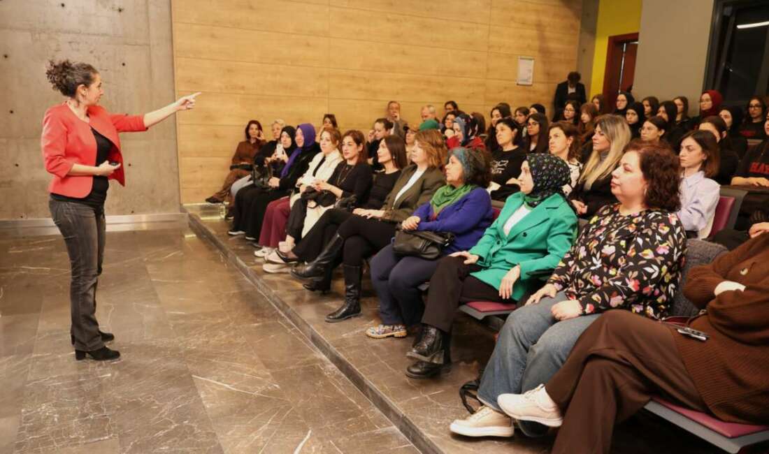 Beden dili ve kelimelerin gücü Osmangazi’de konuşuldu! Osmangazi Belediyesi tarafından düzenlenen