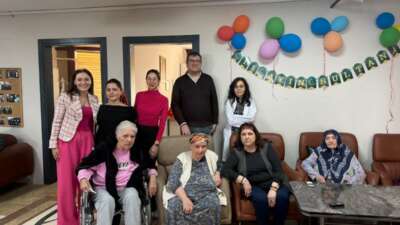 BURTOM Sağlı Grubu yöneticileri, yaşlı