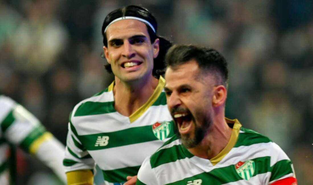 Bursaspor şampiyonluğa koşuyor!