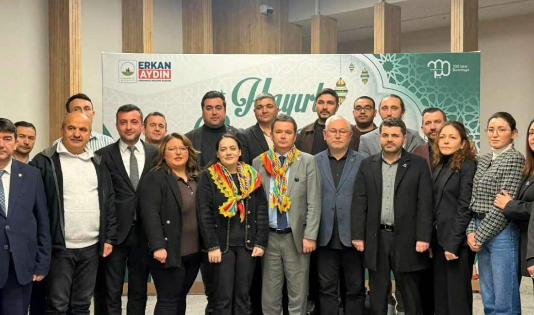 Başkan Aydın hemşehrileriyle iftarda bir araya geldi! Osmangazi Belediye Başkanı Erkan