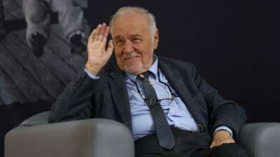 Bir süredir sağlık sorunları sebebiyle