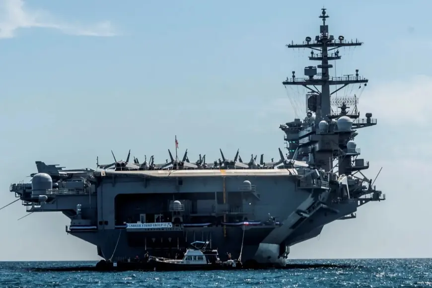 İran Deniz Kuvvetleri Komutanı