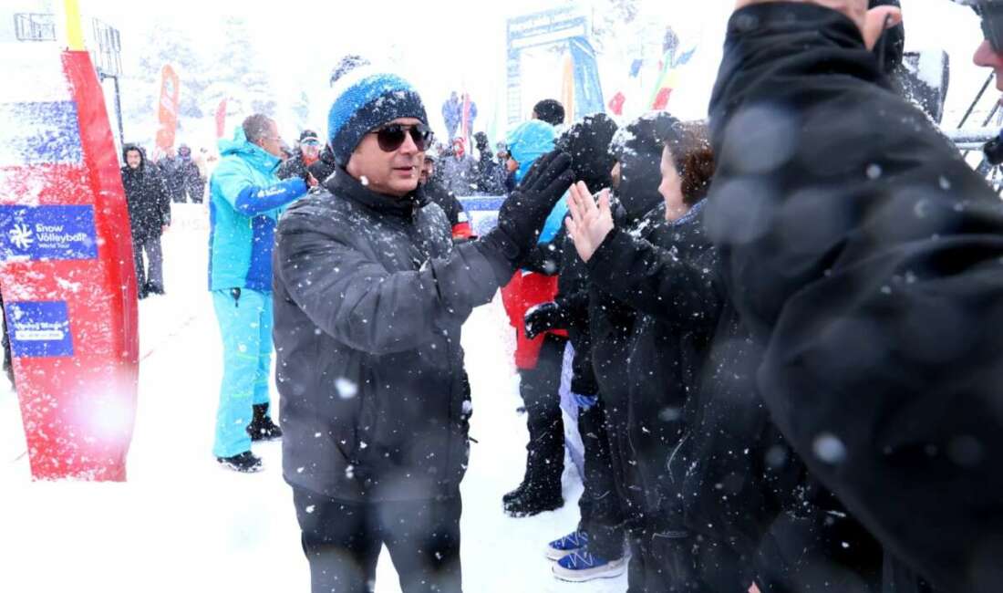 Uludağ’da nefes kesen turnuva; Başkan Aydın tek tek kutladı Osmangazi Belediyesi’nin, Bursa’nın fethinin