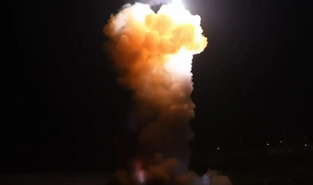 ABD’den savaşın 6. gününde kıtalararası balistik füze testi Savaşın 6. gününde ABD,