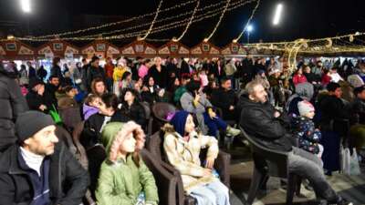 Osmangazi Belediyesi tarafından Osmangazi Meydanı’nda