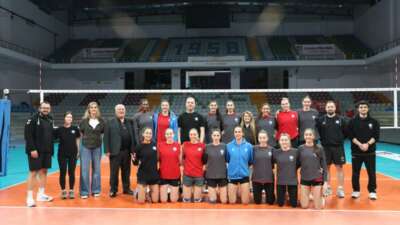 Nilüfer Belediyespor Kadın Voleybol Takımı,