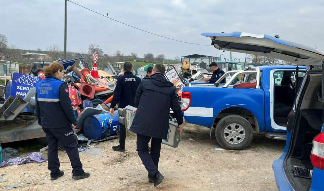 Nilüfer Belediyesi zabıta ekipleri,