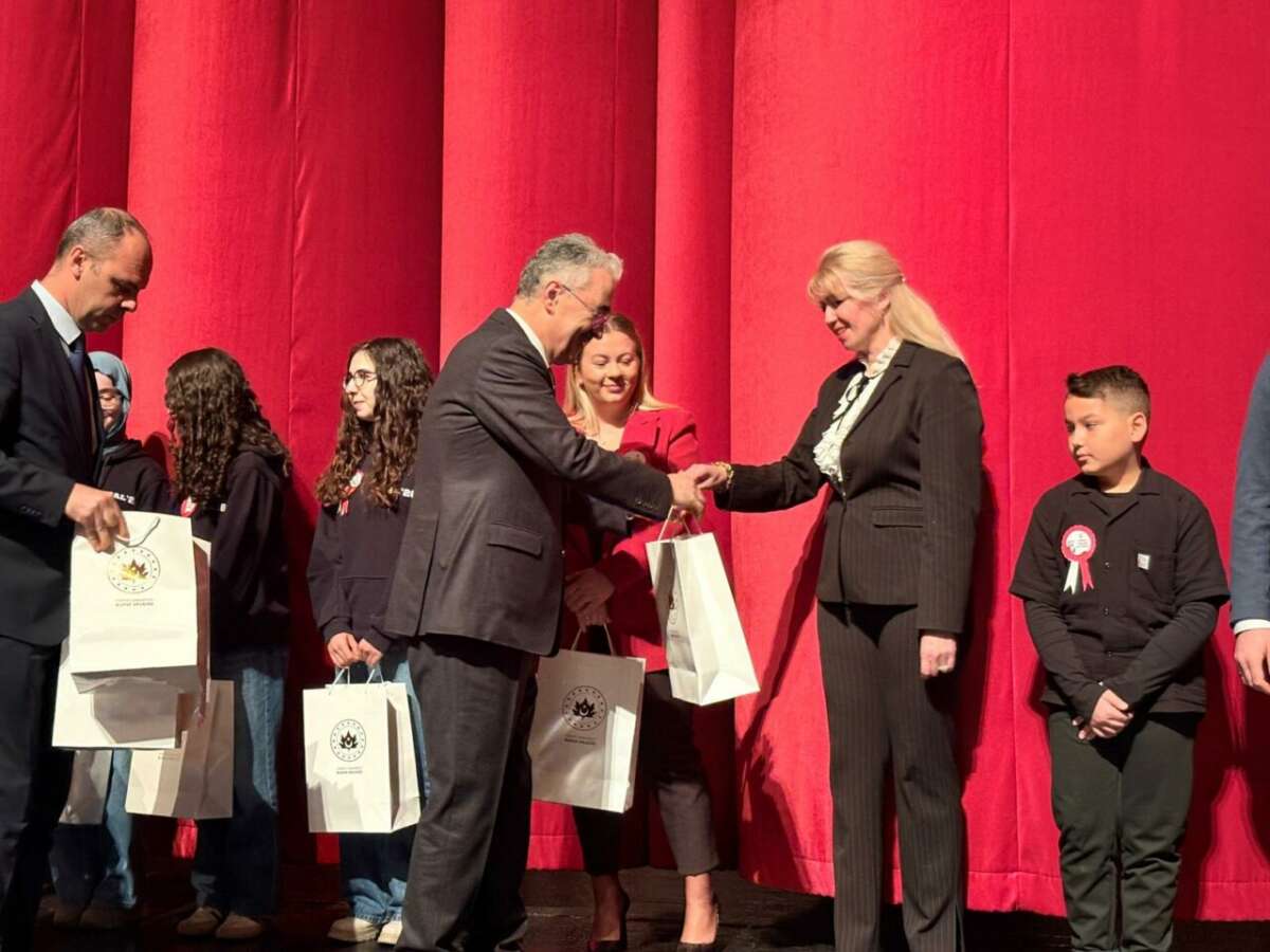 Bursa’da İstiklal Marşı’nın kabulünün 105. yılı törenle anıldı