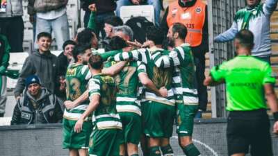 Bursaspor, şampiyonluk yolundaki kritik virajda