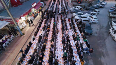 Yaşlılar ve gençler arasında bağ