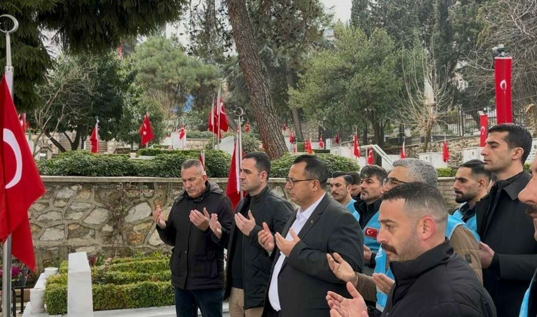 Bursa’da bayram öncesinde şehitler unutulmadı Ülkü Ocakları İl Başkanı
