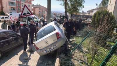 Bursa’nın İnegöl ilçesinde, sürücüsünü el