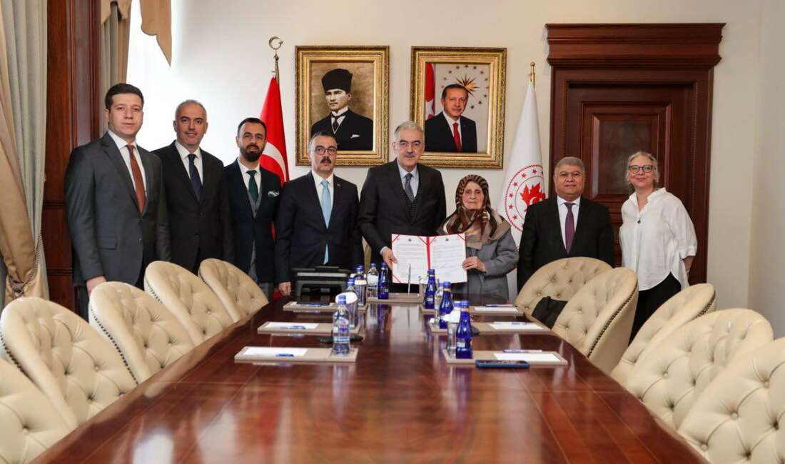 İnegöl’e sağlık yatırımı; İmzalar atıldı İnegöl’de devlet, belediye ve