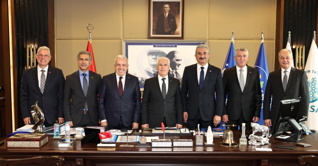 Şadi Özdemir’ten sert tepki; Bu yöntemle gözaltı akla da vicdana da sığmaz Bursa Nilüfer Belediye Başkanı