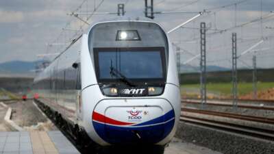 Ulaştırma ve Altyapı Bakanı Abdulkadir