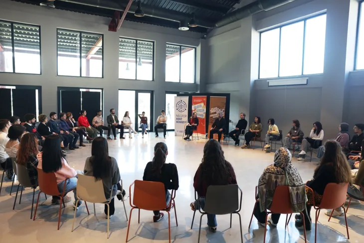 Bursa Nilüfer’de söz gençlerin! Bursa Nilüfer’de gençlerin fikirlerini