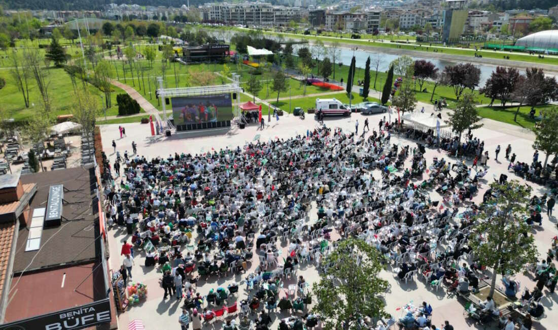  Bursaspor, evinde oynadığı