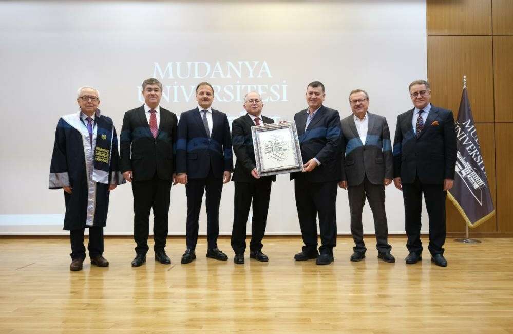 Mudanya Üniversitesi’nde rektör değişti! Mudanya Üniversitesi rektörü Prof.