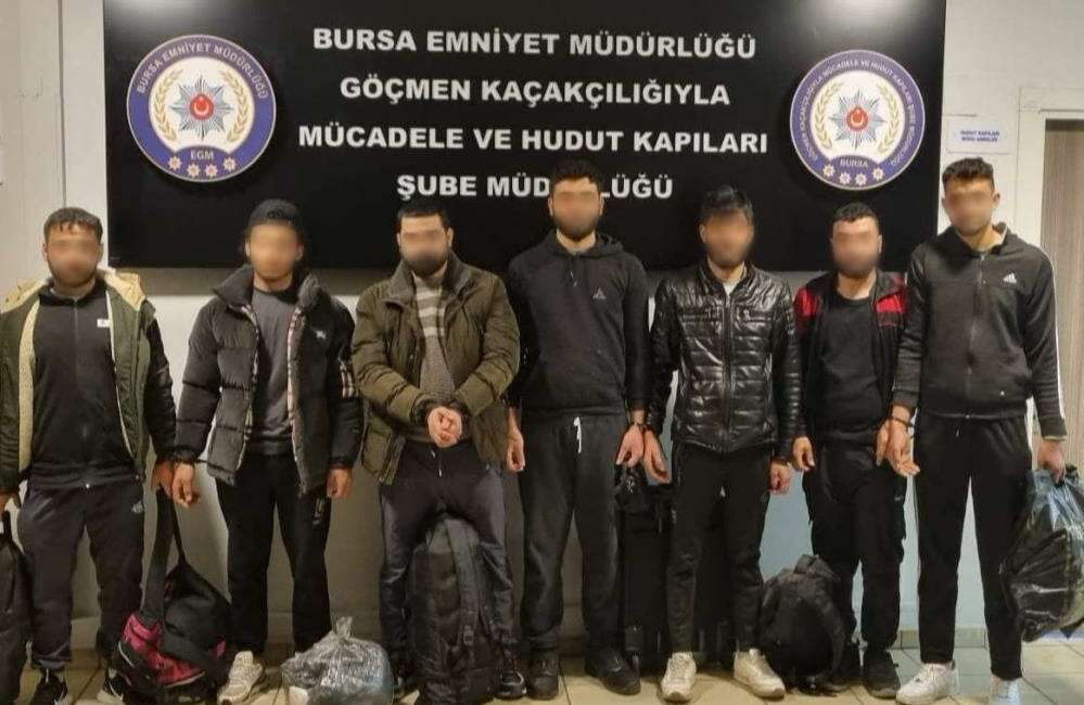Bursa’da kaçak göçmen ağı çökertildi Bursa’da düzensiz göçle mücadele