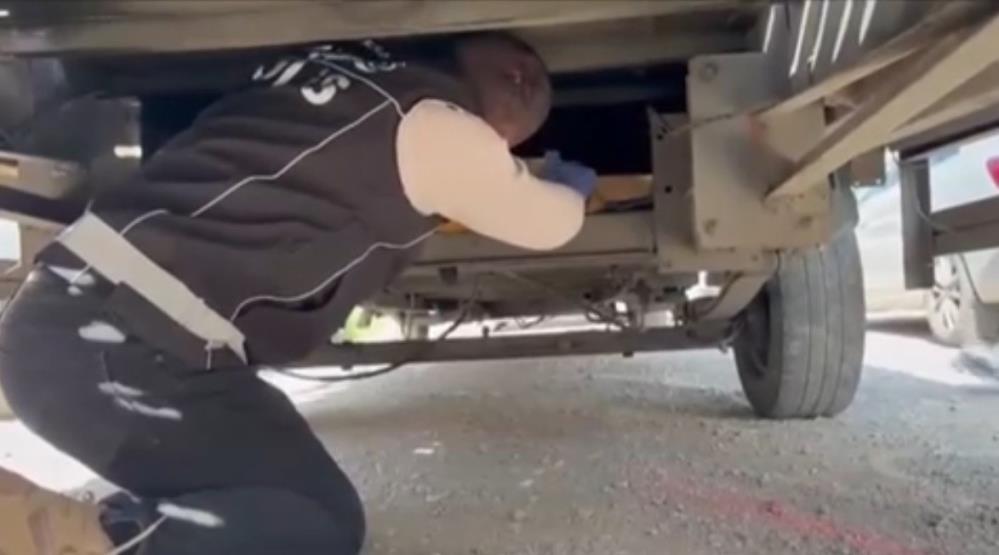 Bursa’da narkotik polisi, bir