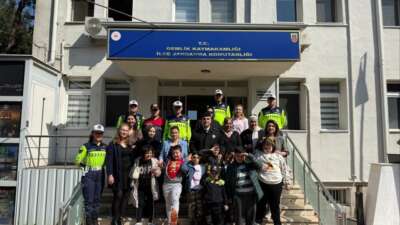 Bursa'nın Gemlik ilçesinde Şehit Öğretmen