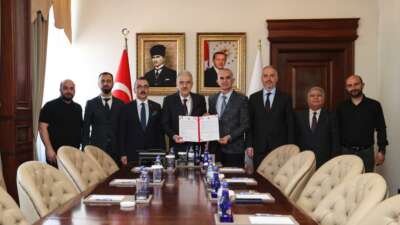 Bursa Valisi Erol Ayyıldız,