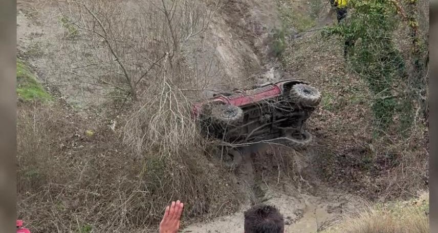 Bursa’da Off-Road yarışında yürekler ağza geldi! Bursa'da düzenlenen off-road etkinliği renkli